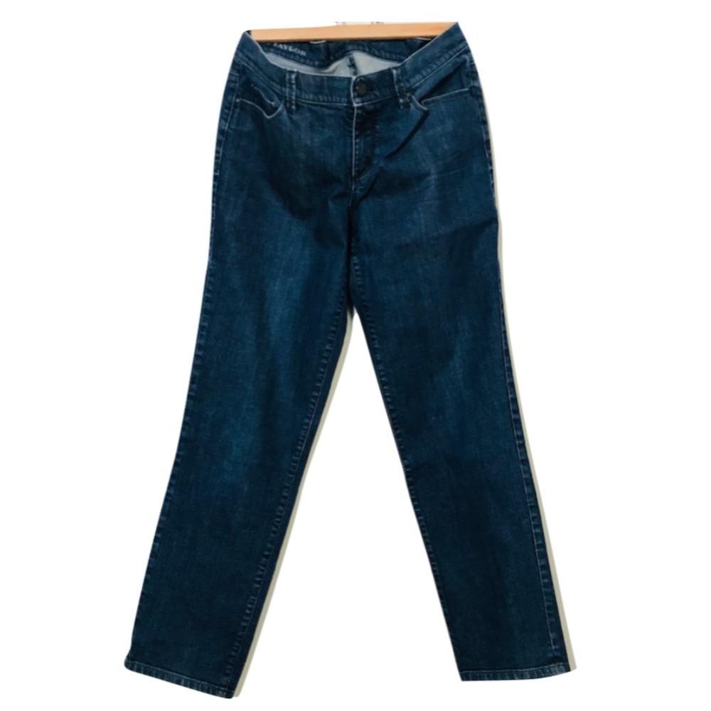 Ann Taylor dark blue wash straight jeans Size 6
